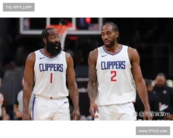 NBA新赛季战况分析：超级巨星加盟新球队阵容变化及季后赛前景预测
